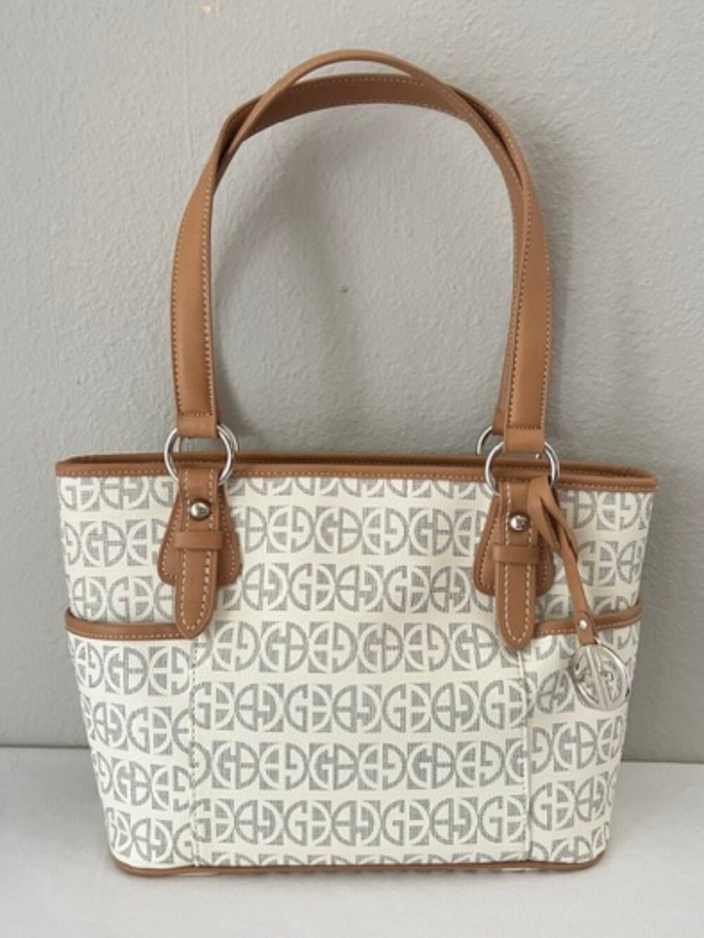 Giani Bernini Block Signature Tote